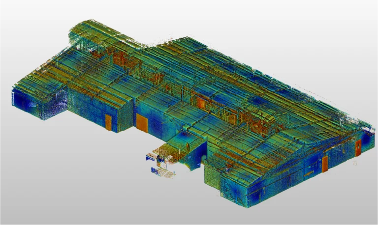 Nube de puntos escaneada en 3D de Mondeléz Planta Industrial, que muestra un gran edificio de tejado plano en colores degradados del azul al rojo, resaltando la profundidad de la superficie y las características estructurales