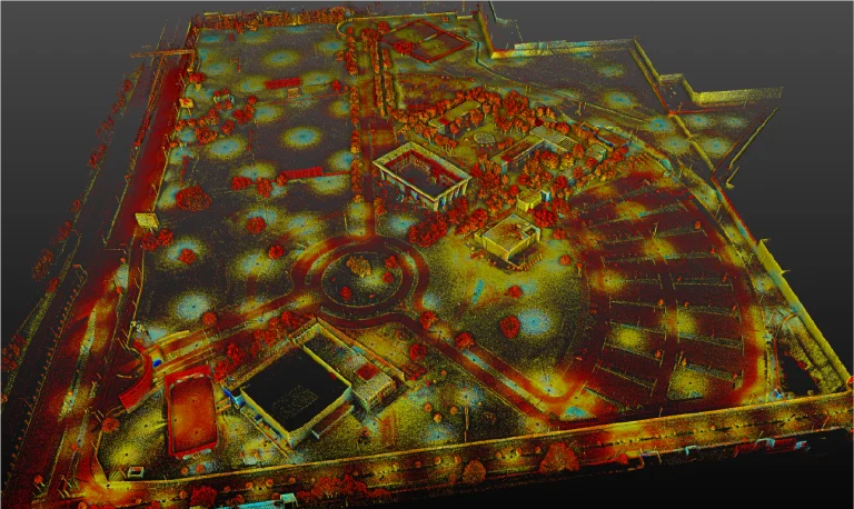 Vista aérea del campus del Tecnológico de Monterrey, Pachuca -un gran complejo vallado con edificios, árboles, caminos circulares y zonas de aparcamiento- representado en un colorido mapa de calor sobre un fondo oscuro