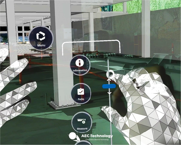 Un render digital muestra dos manos poligonales interactuando con una interfaz flotante de realidad aumentada en un edificio inacabado, con opciones de menú, información, tareas pendientes y medición