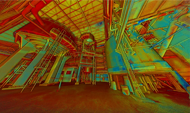 Una imagen abstracta y muy coloreada de un interior industrial del Ingenio Azucarero Tamazula presenta grandes depósitos, tuberías y escaleras bajo un techo alto con vigas metálicas, creando una escena fabril vívida y surrealista