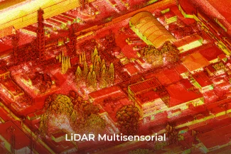 Nubes de puntos LiDAR muestra una zona industrial con edificios, árboles y estructuras en tonos rojos, amarillos y verdes. En la parte inferior aparece el texto Tecnología LiDAR Multisensorial.